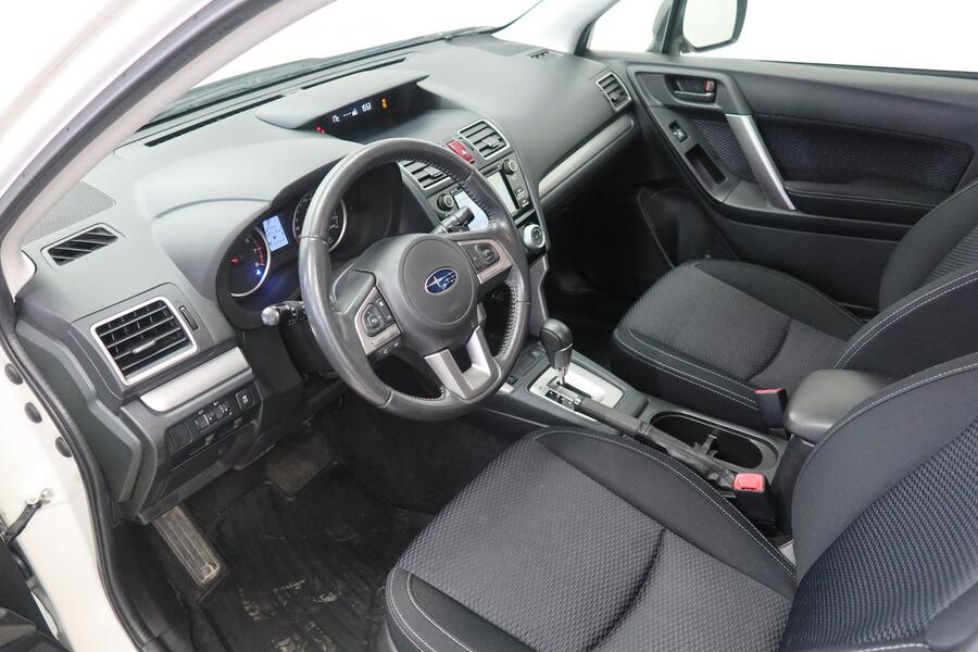 Subaru Forester vaihtoauto