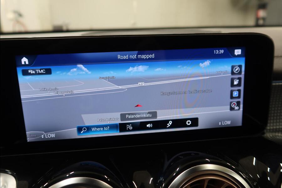 Mercedes-Benz EQB vaihtoauto