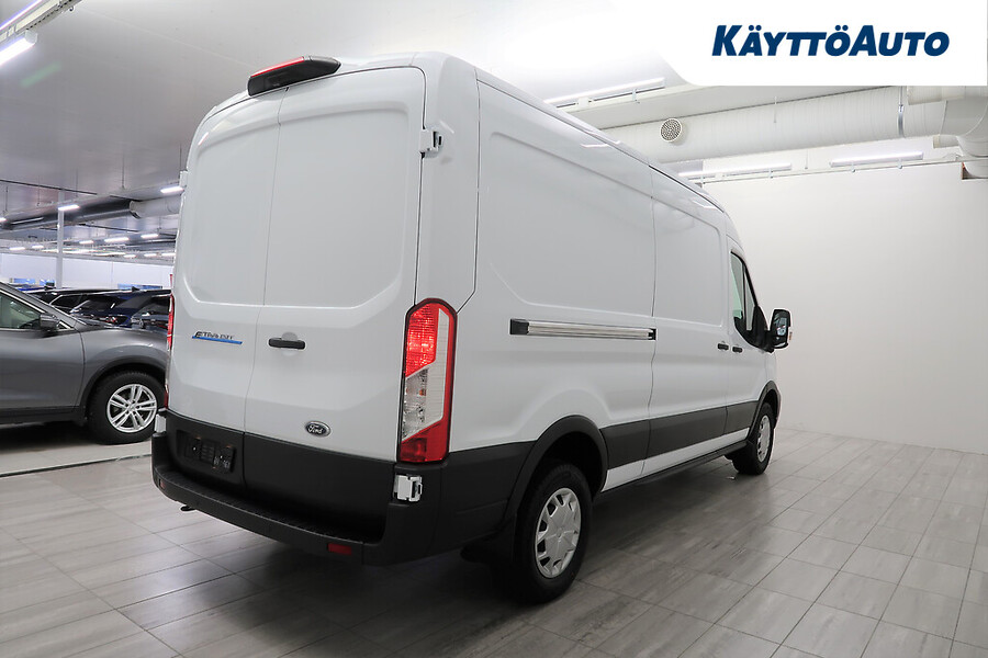 Ford Transit vaihtoauto