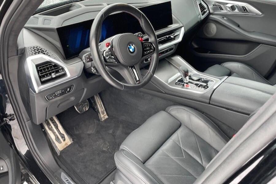 BMW XM vaihtoauto