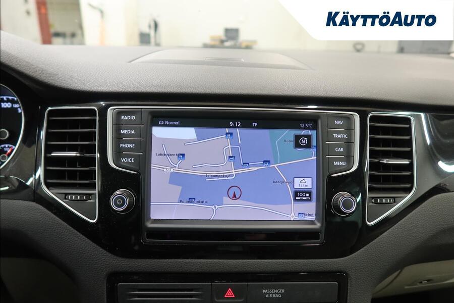 Volkswagen Golf Sportsvan vaihtoauto