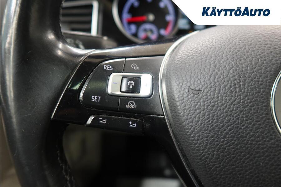 Volkswagen Golf Sportsvan vaihtoauto