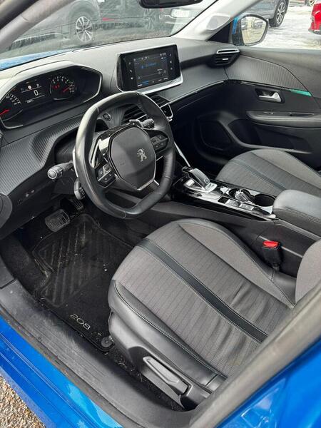 Peugeot 208 vaihtoauto