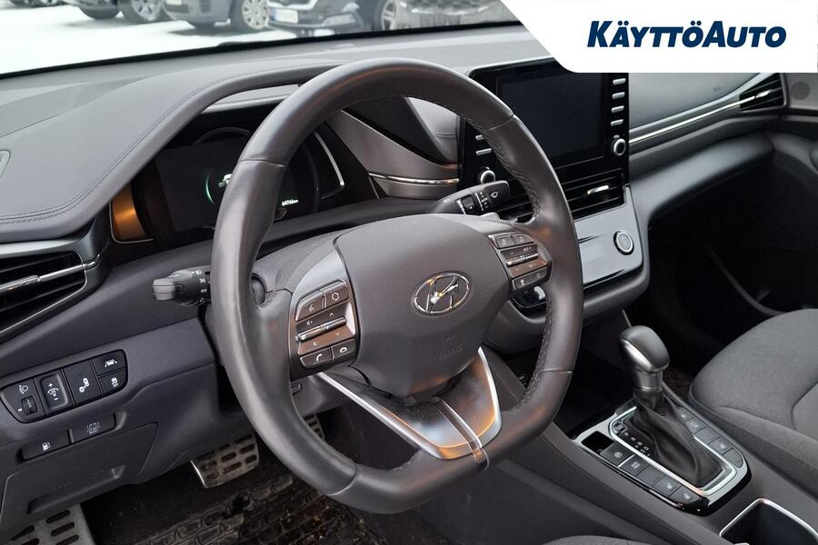 Hyundai IONIQ hybrid vaihtoauto