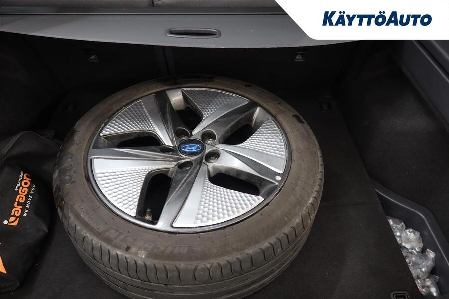 Hyundai IONIQ hybrid vaihtoauto