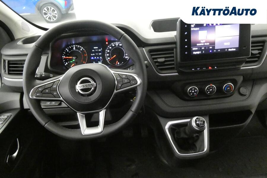 Nissan Primastar vaihtoauto