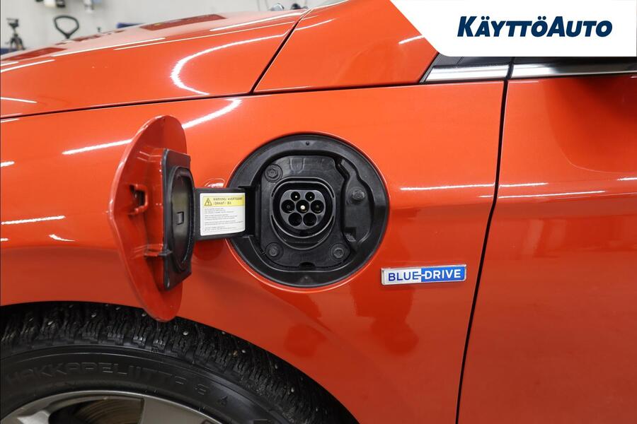 Hyundai IONIQ plug-in vaihtoauto