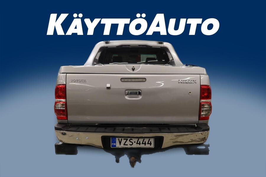 Toyota Hilux vaihtoauto