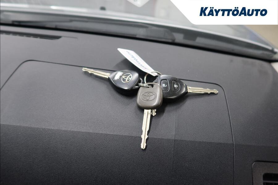 Toyota Hilux vaihtoauto