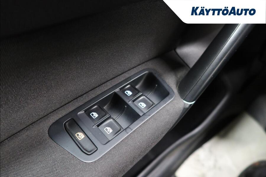 Volkswagen Golf Sportsvan vaihtoauto