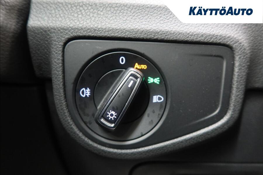 Volkswagen Golf Sportsvan vaihtoauto