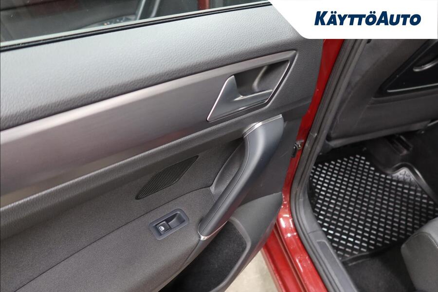 Volkswagen Golf Sportsvan vaihtoauto