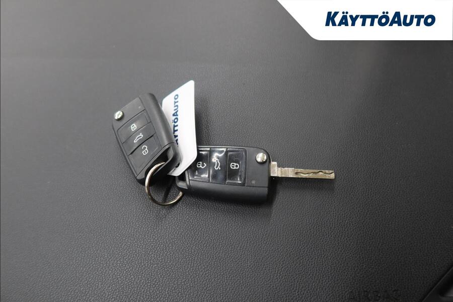 Volkswagen Golf Sportsvan vaihtoauto