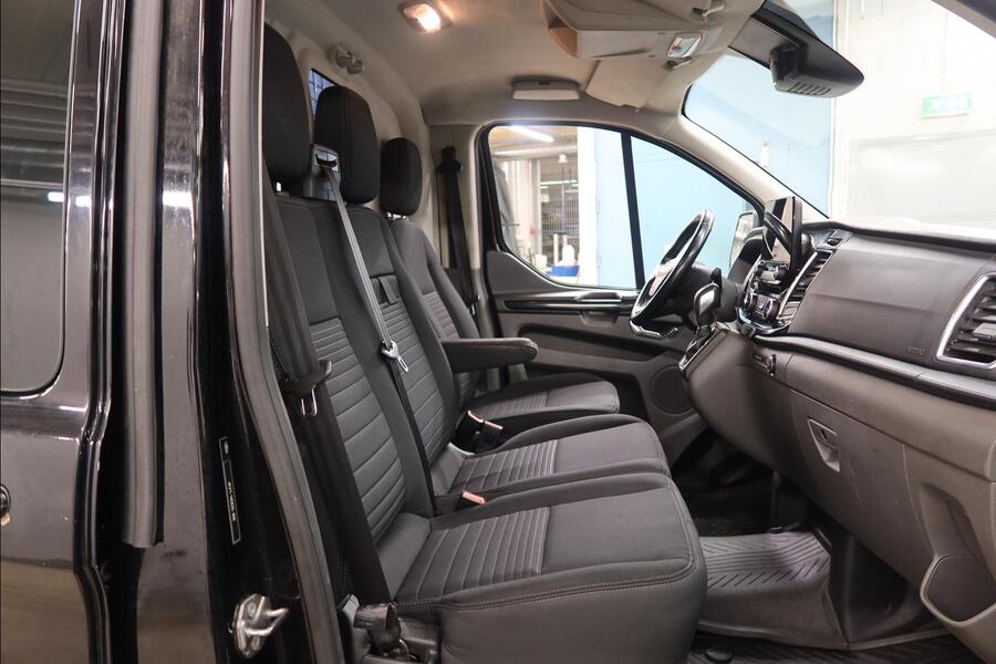 Ford Transit Custom vaihtoauto