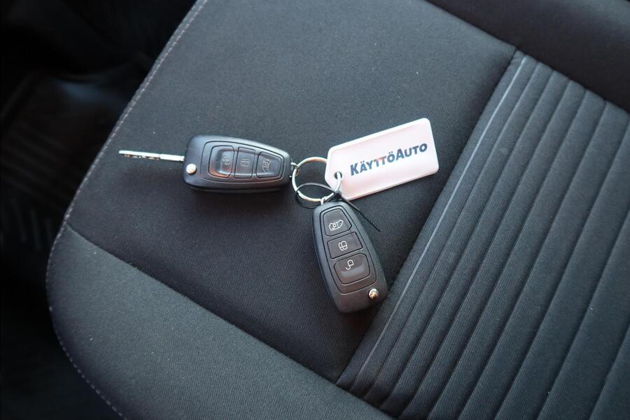 Ford Transit Custom vaihtoauto