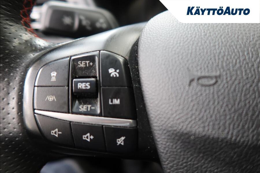 Ford Kuga vaihtoauto