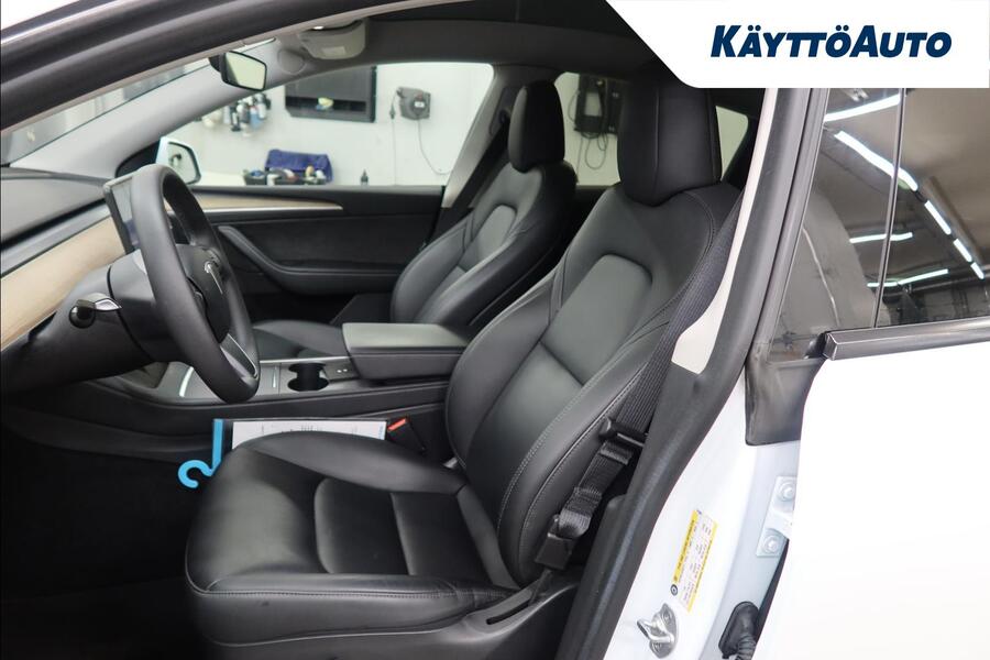 Tesla Model Y vaihtoauto