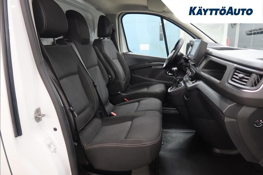 Nissan Primastar vaihtoauto