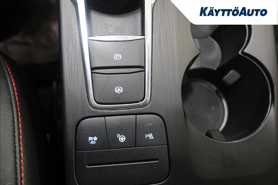 Ford Kuga vaihtoauto