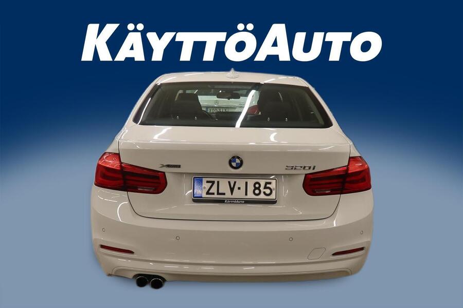 BMW 320 vaihtoauto