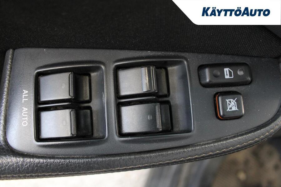 Toyota Avensis vaihtoauto