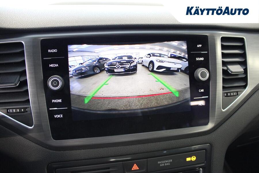 Volkswagen Golf Sportsvan vaihtoauto