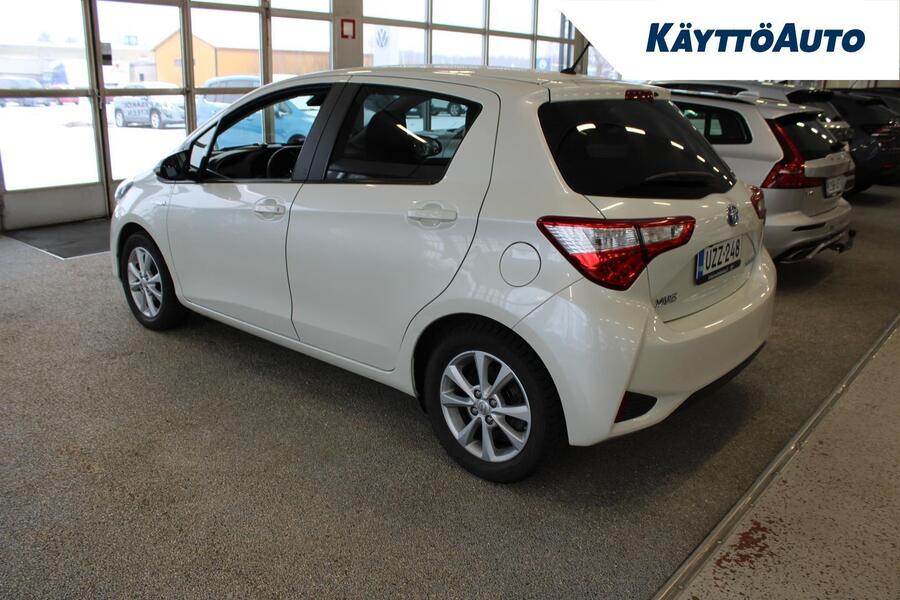 Toyota Yaris vaihtoauto