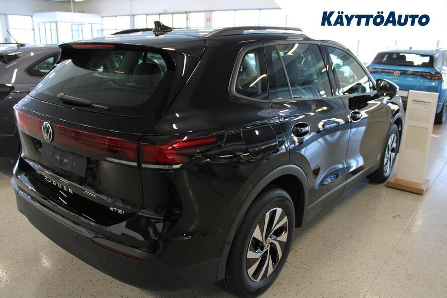 Volkswagen Tiguan vaihtoauto