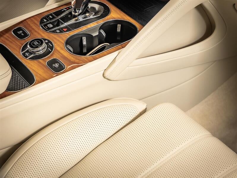 Bentley Bentayga vaihtoauto