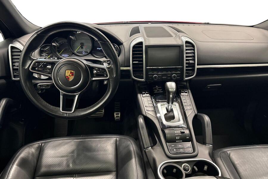 Porsche Cayenne vaihtoauto