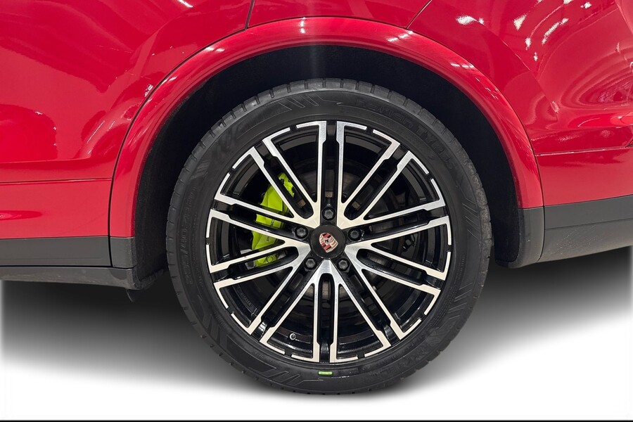 Porsche Cayenne vaihtoauto