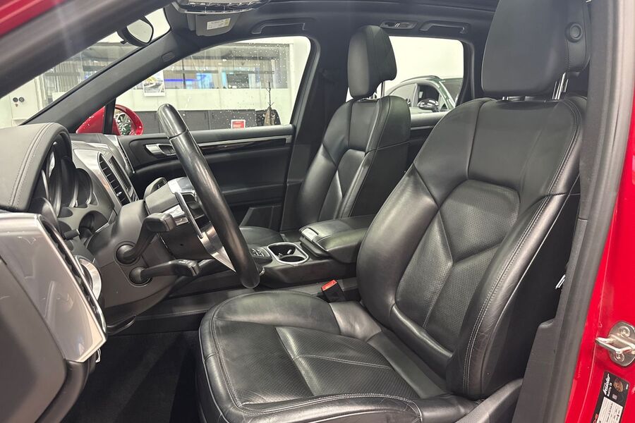 Porsche Cayenne vaihtoauto