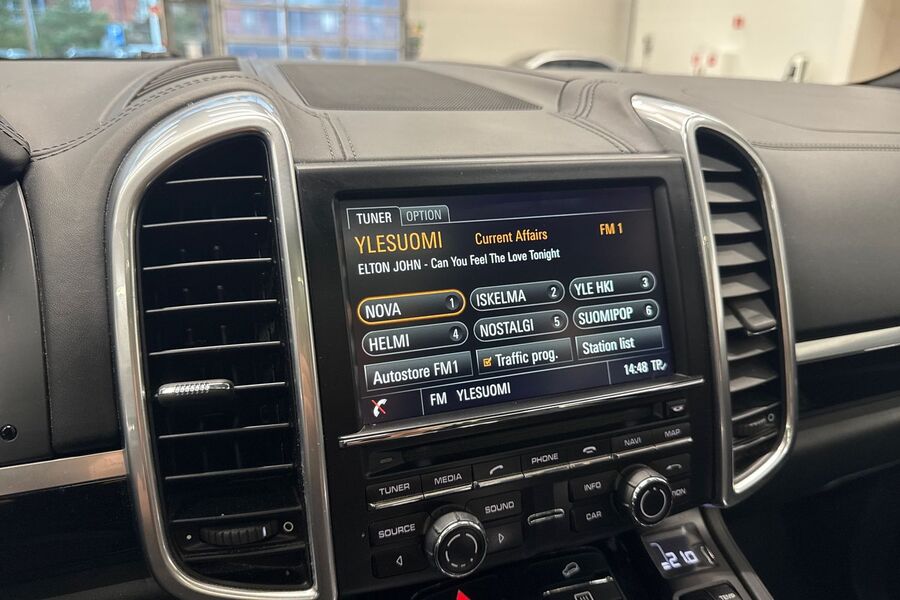 Porsche Cayenne vaihtoauto