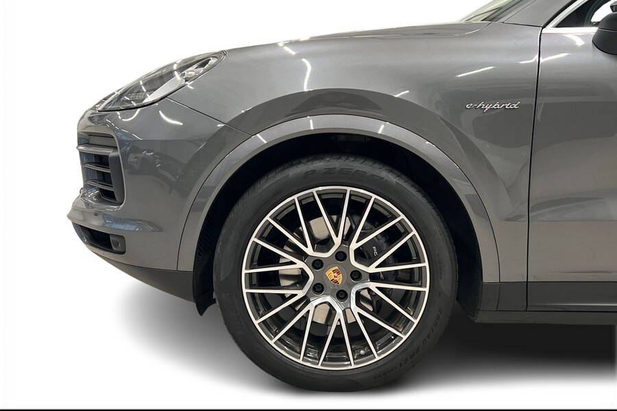 Porsche Cayenne vaihtoauto