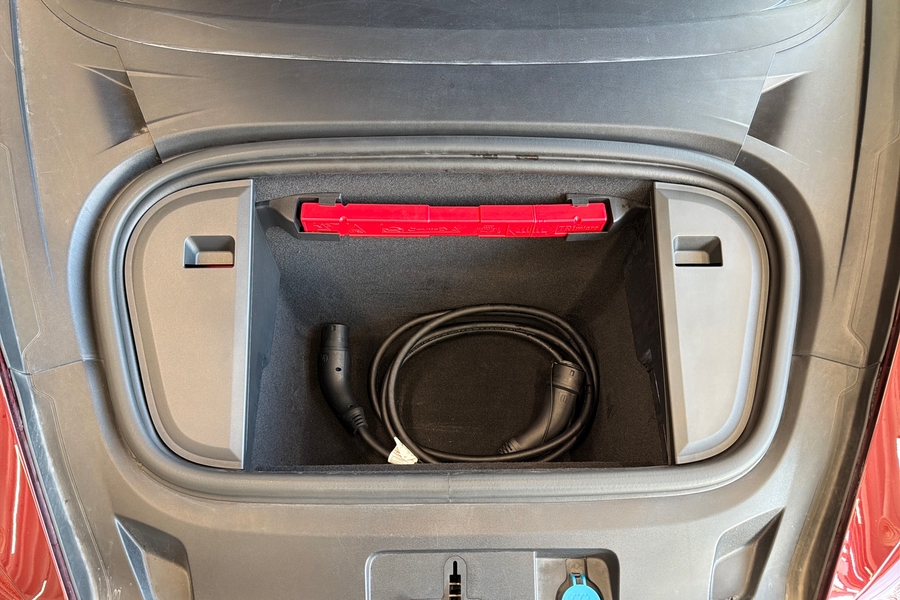 Porsche Taycan vaihtoauto