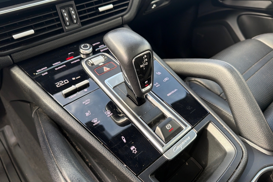 Porsche Cayenne vaihtoauto