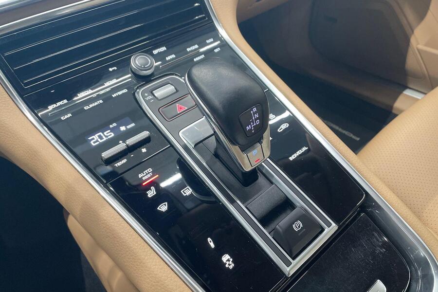 Porsche Panamera vaihtoauto