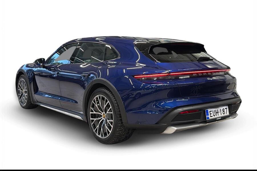 Porsche Taycan vaihtoauto