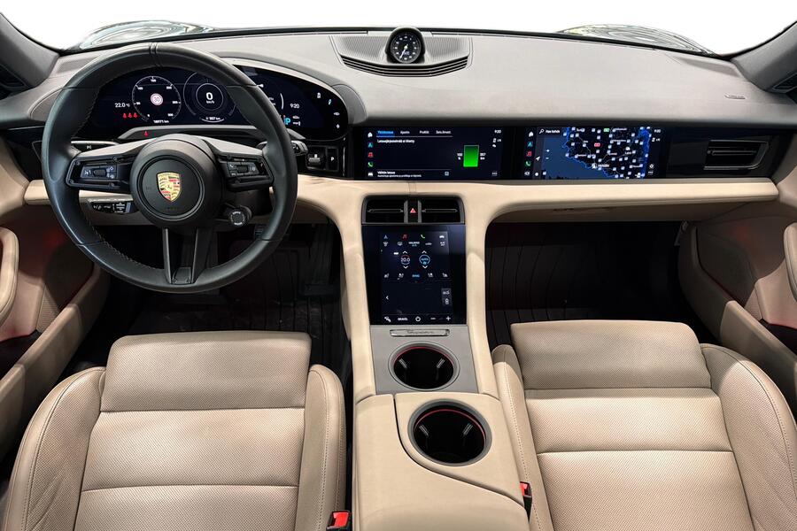Porsche Taycan vaihtoauto