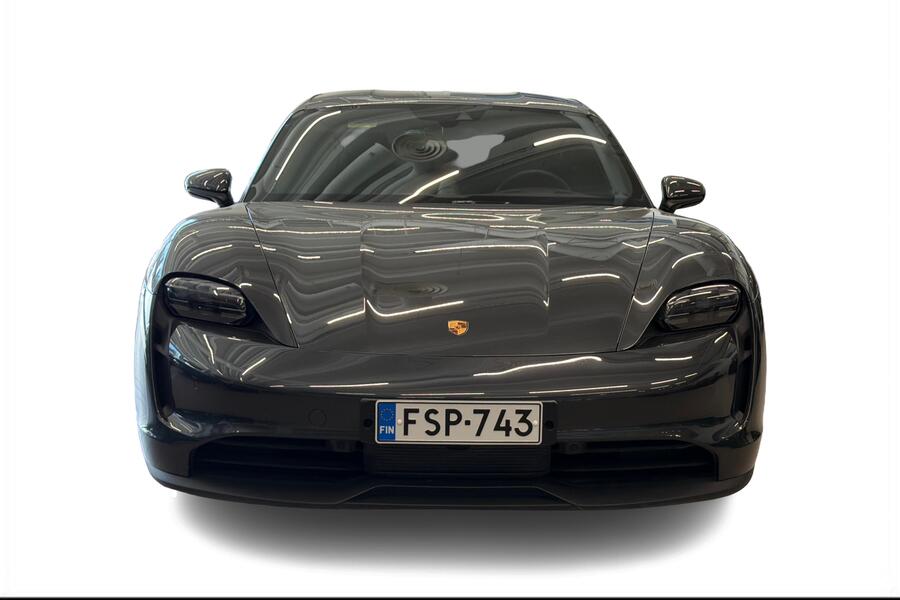 Porsche Taycan vaihtoauto