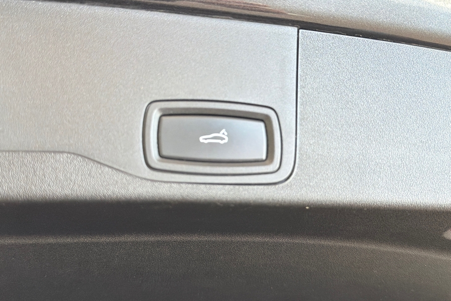 Porsche Taycan vaihtoauto