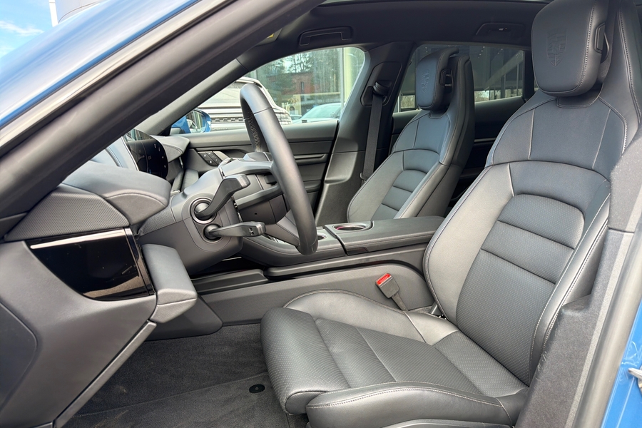 Porsche Taycan vaihtoauto