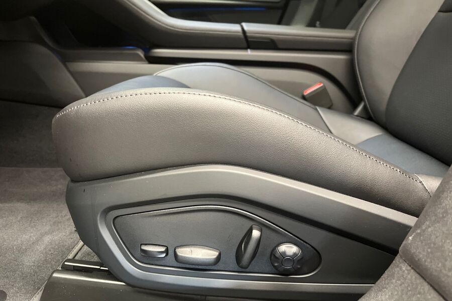 Porsche Taycan vaihtoauto