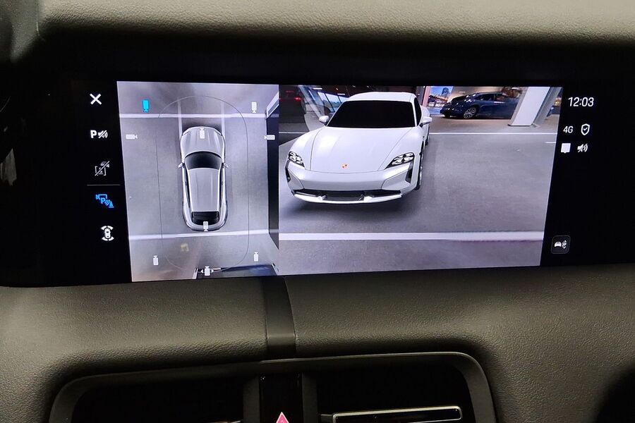 Porsche Taycan vaihtoauto