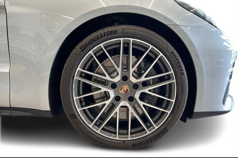 Porsche Panamera vaihtoauto