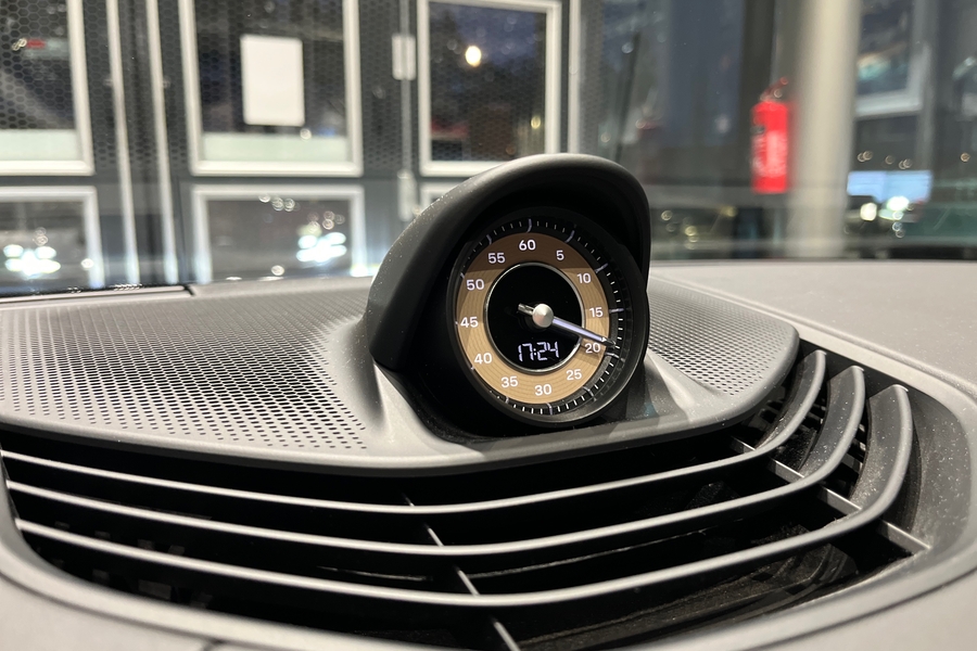 Porsche Taycan vaihtoauto