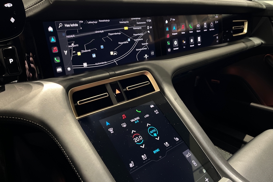 Porsche Taycan vaihtoauto