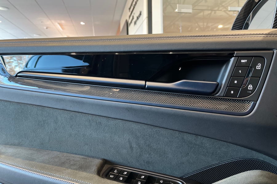 Porsche Cayenne vaihtoauto