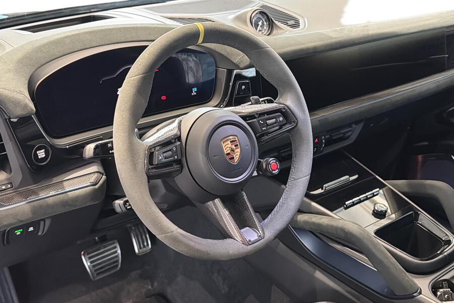 Porsche Cayenne vaihtoauto