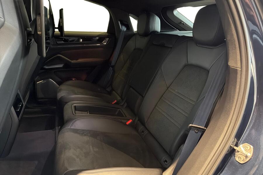 Porsche Cayenne vaihtoauto